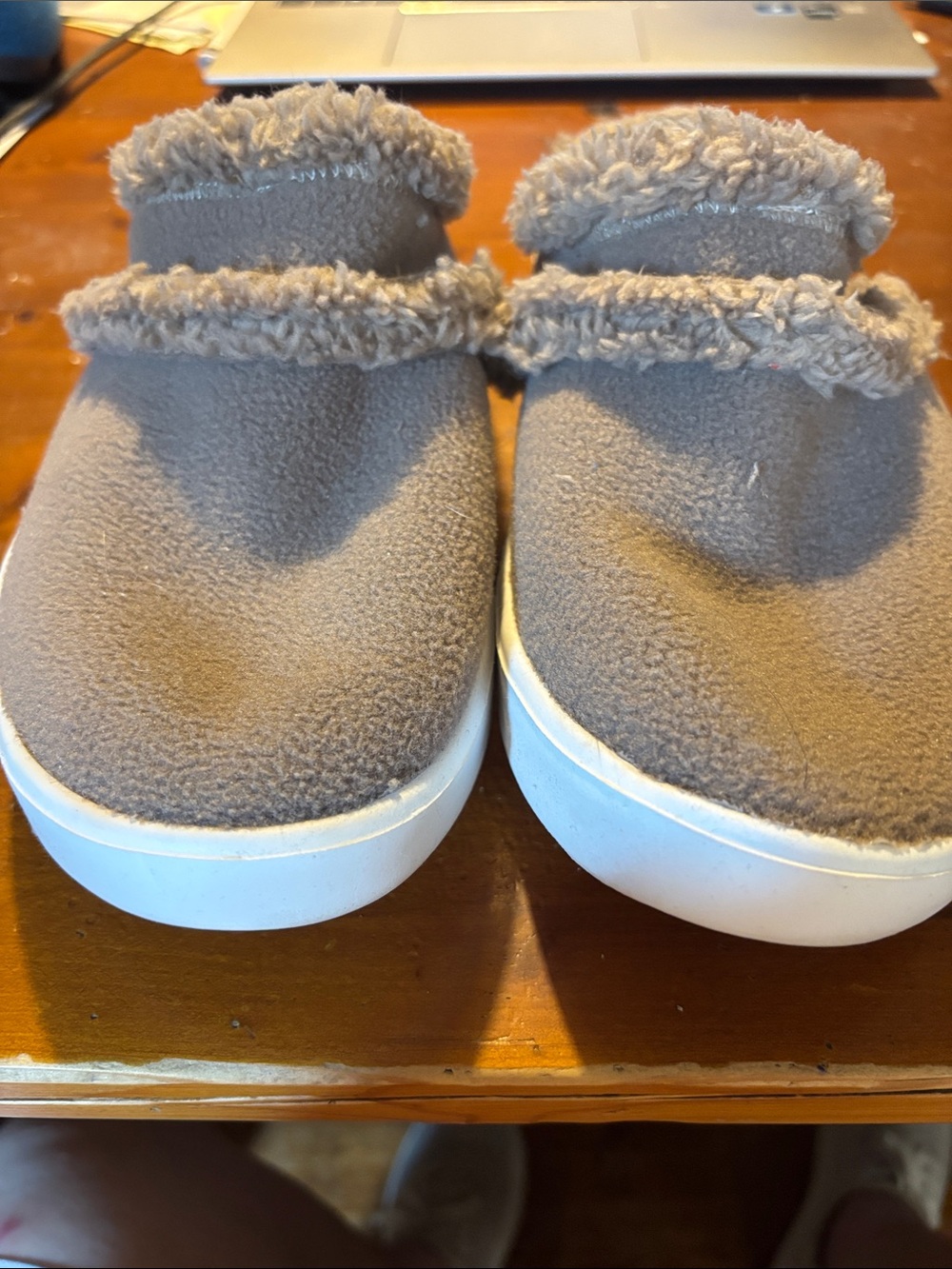 Oofos Mule Shoe
